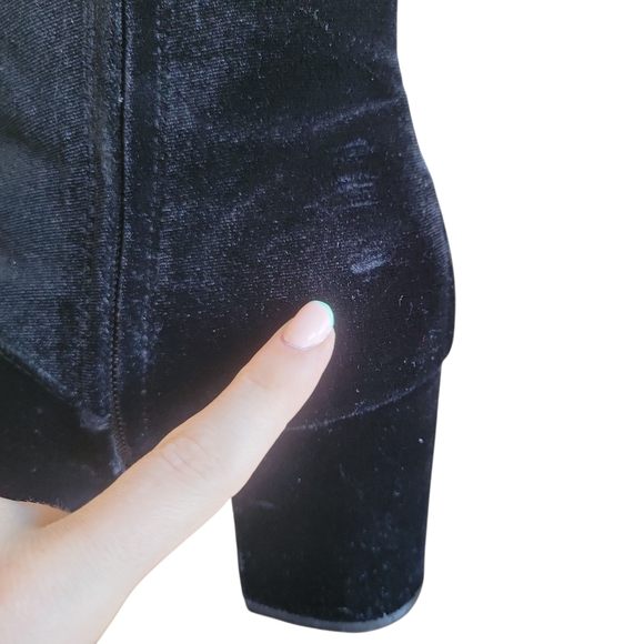 American Eagle Women's Black Velvet Fall Booties - Size 8 - Picture 11 of 14